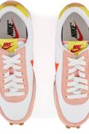 Nike Daybreak Coral Stardust (Women's)