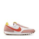 Nike Daybreak Coral Stardust (Women's)
