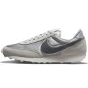 Nike Daybreak Sail Rush Orange (Women's)