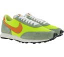 Nike Daybreak Type Oreo (Women's)
