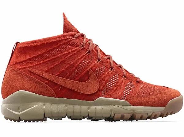 Nike Flyknit Trainer Chukka SFB Cinnabar
