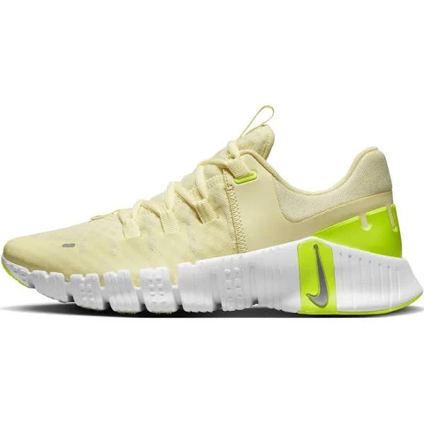 Nike Free Metcon 5 Women's Workout Shoes - Yellow