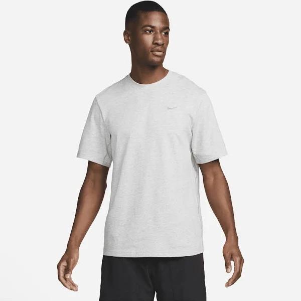 Nike Men's Primary Dri-FIT Short-Sleeve Versatile Top Grey