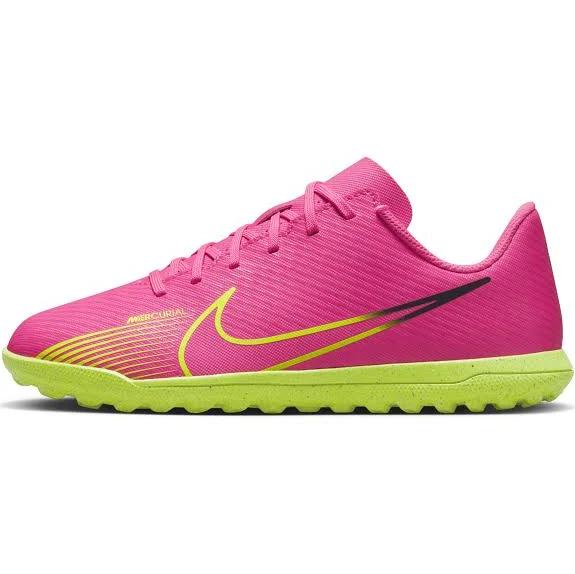Nike Mercurial Vapor 15 Club Turf Cleats in Pink - Size 2.5