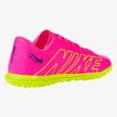 Nike Mercurial Vapor 15 Club Turf Cleats in Pink - Size 6