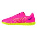 Nike Mercurial Vapor 15 Club Turf Cleats in Pink - Size 6