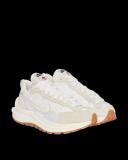Nike SACAI Vaporwaffle Sail Gum