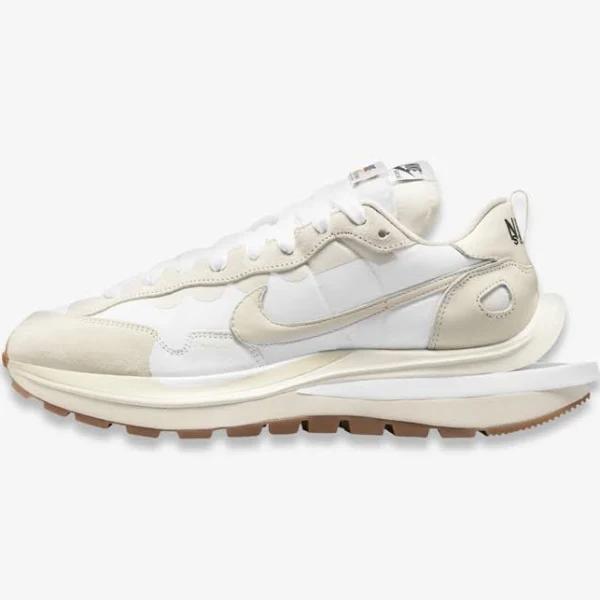 Nike SACAI Vaporwaffle Sail Gum