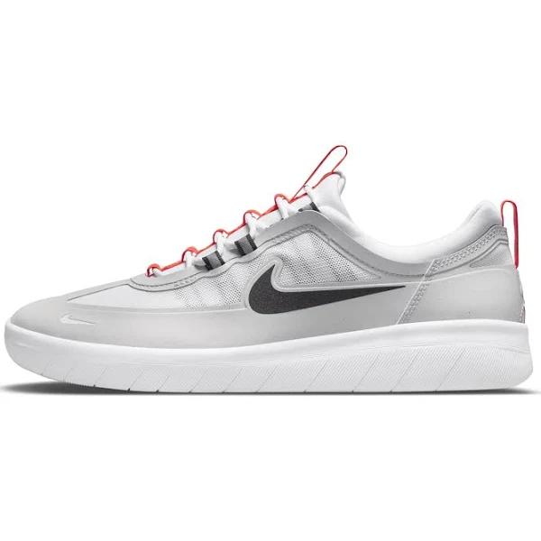 Nike SB Nyjah Free 2 Neutral Grey Bright Crimson