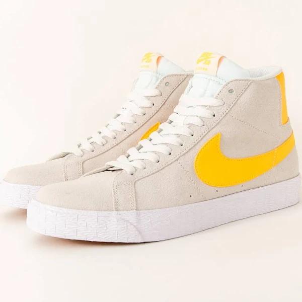 Nike SB Zoom Blazer Mid Skate Shoe - White