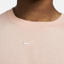 Nike - Sportswear Essentials T-Shirt in Orange