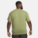 Nike - Sportswear Premium Essentials T-Shirt in Green