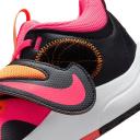 Nike Team Hustle D 11 Older Kids' Basketball Shoes - Black