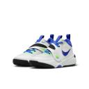 Nike Team Hustle D 11 Older Kids' Basketball Shoes - White