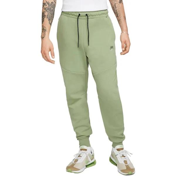Nike Tech Fleece Men's Graphic Joggers - Green