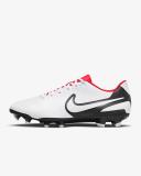 Nike Tiempo Legend 10 Club Multi-Ground Soccer Cleats