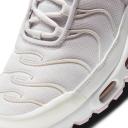 Nike Tuned - Women Shoes - Grey - Size 7.5 - Foot Locker