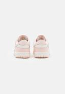 Nike Wmns Dunk Low Orange Pearl