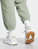 Nike Women's Air Huarache Phantom/White