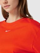 Nike Women's Nike Sportswear Essential T-Shirt Picante Red