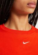 Nike Women's Nike Sportswear Essential T-Shirt Picante Red