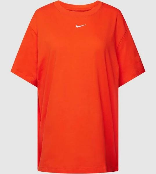 Nike Women's Nike Sportswear Essential T-Shirt Picante Red