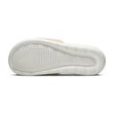 Nike Women's Victori One Sanddrift/Coconut