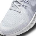 Nike Womens Quest 4 Shoes - Size 8 - White/Metallic silver-photon D