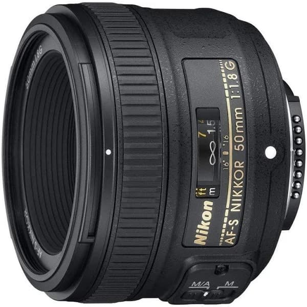 Nikon AF-S FX NIKKOR 50mm f/1.8G Lens With Auto Focus For Nikon DSLR Cameras