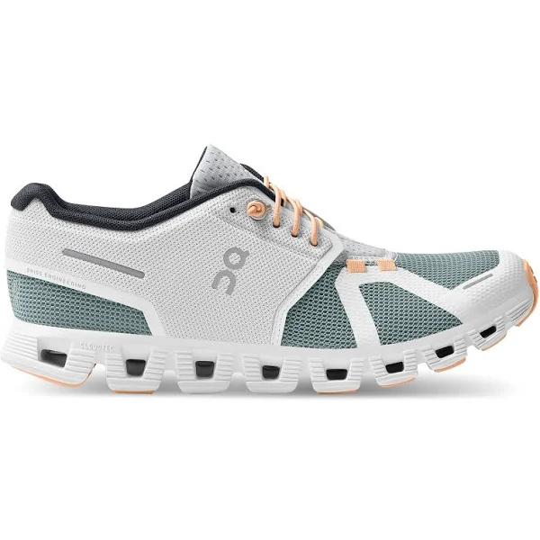 on Cloud 5 Push Women's Shoes 10 / White/Cobble