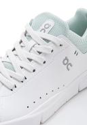 On Roger Advantage White Trainers