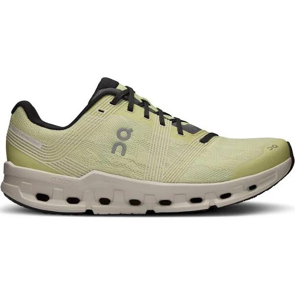 On Running Cloudgo Trainers - Yellow - 10