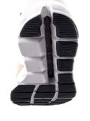 On Running Cloudstratus 2999771 white/almond
