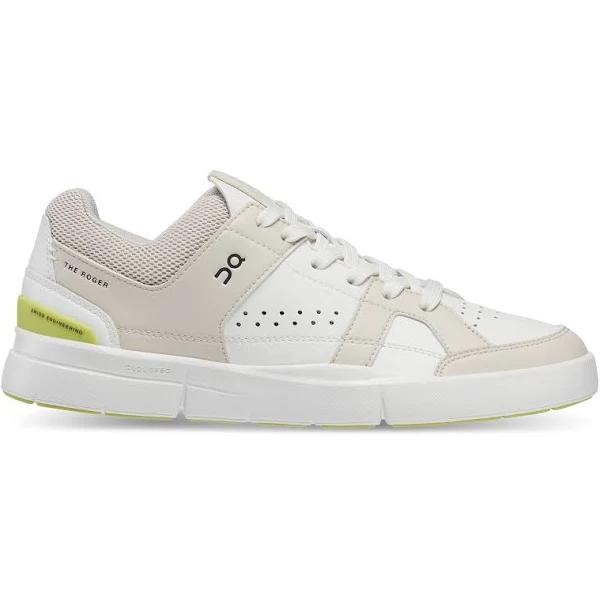 On Running The Roger Clubhouse, Sneakers in White,combined For Woman, Size 6.5