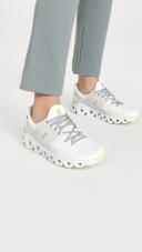On Running Womens Shoe Cloudswift - US 9 / White/Limelight