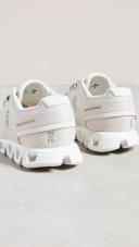 On Women's Cloud 5 Running Shoes Size 10.5 Pearl/White