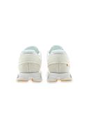 on Women's Cloud 5 Undyed, 10