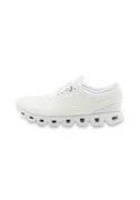 on Women's Cloud 5 Undyed, 10