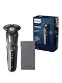 Philips Series 5000 S5587/10 Rechargable Electric Wet and Dry Shaver