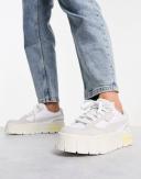 Puma Mayze Stack Sneakers in pastel-White