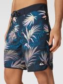Quiksilver Highlite Scallop 19" Boardshorts in Black 33