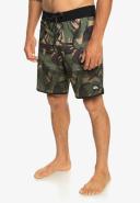 Quiksilver Highlite Scallop 19" Boardshorts in Green 28