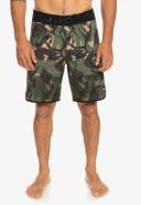 Quiksilver Highlite Scallop 19" Boardshorts in Green 28