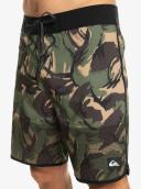 Quiksilver Highlite Scallop 19" Boardshorts in Green 33