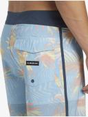 Quiksilver Highlite Scallop 19" Boardshorts in Sky Blue 36