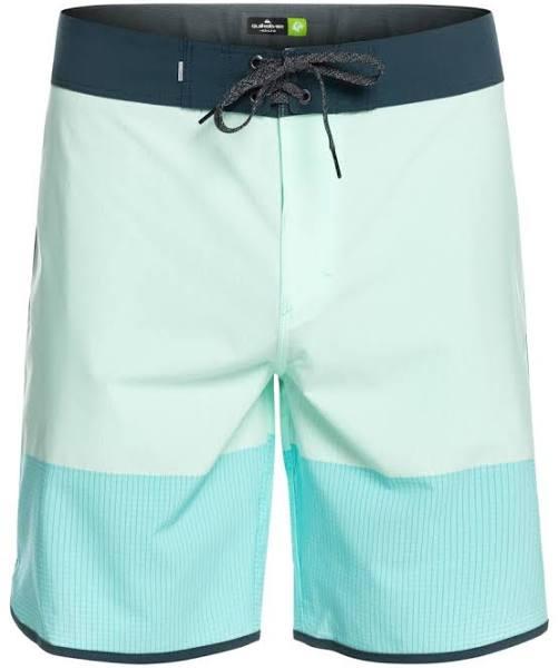 Quiksilver - Highlite Scallop 19 - Size 36