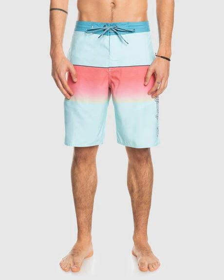 Quiksilver Pointbreak 20" Beachshorts in Iced Aqua Assorted 34