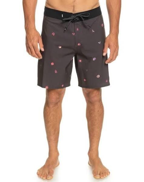 Quiksilver Surfsilk 69 18" Boardshorts in Black 33