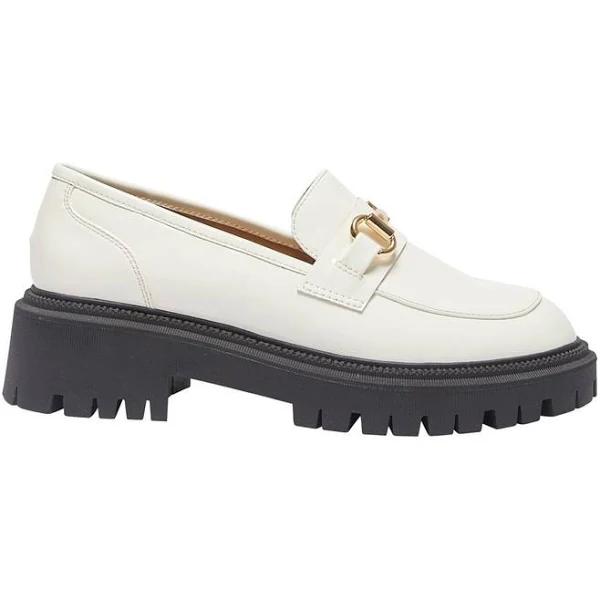 Ravella Samuel Flat Shoes in Cream Patent Cream 36