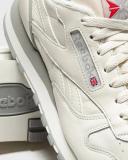 Reebok Classic Leather 1983 Vintage, Chalk / Chalk / Vector Red